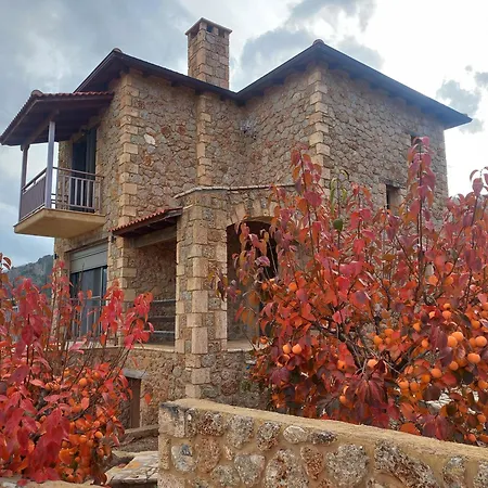 Feriehus Konstantina 4 Ambelokipoi (Corinthia)