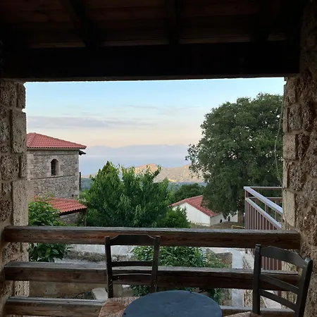 Feriehus Konstantina 4 Ambelokipoi (Corinthia)