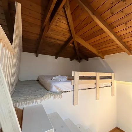 Konstantina 4 Ambelokipoi (Corinthia)