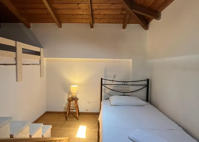 Konstantina 4 * Ambelokipoi (Corinthia)