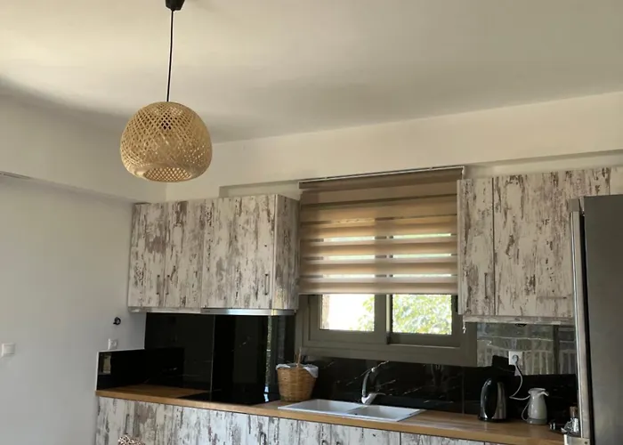 Konstantina 4 Ambelokipoi (Corinthia)